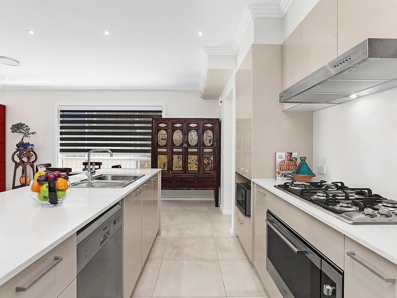 17 Rocks Street, Kellyville NSW 2155