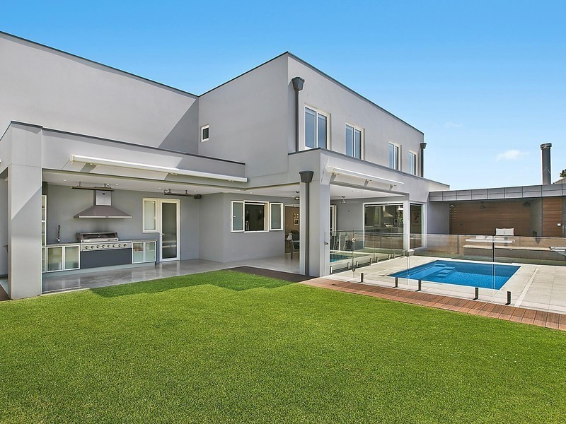 5 Lewis Jones Drive, Kellyville NSW 2155