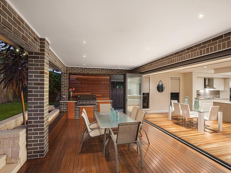 16 Carmargue Street, Beaumont Hills NSW 2155