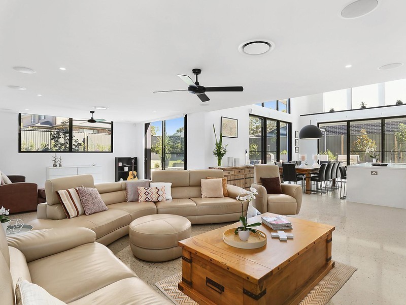 19 Applegum Crescent, Kellyville NSW 2155