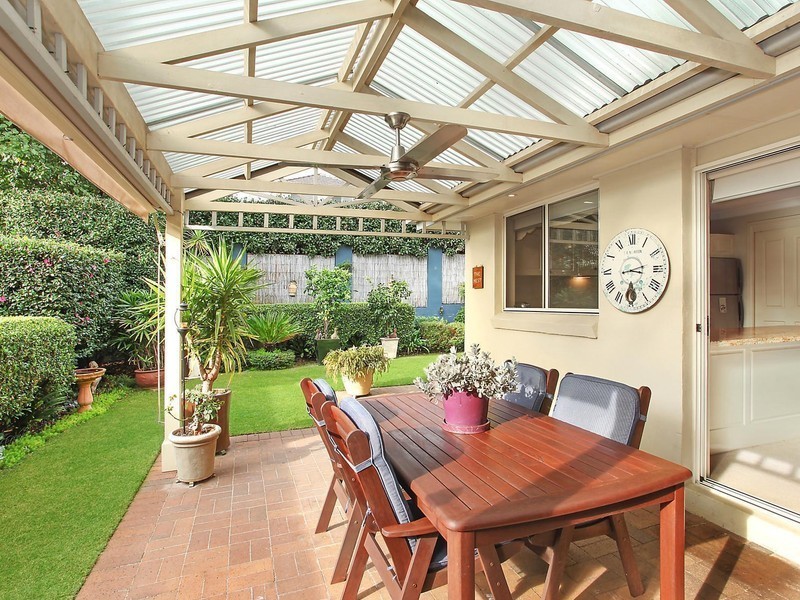 11 Goldfinch Crescent, Bella Vista NSW 2153