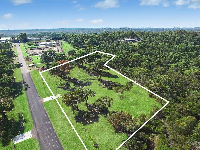 6 Clarke Way, Kenthurst NSW 2156