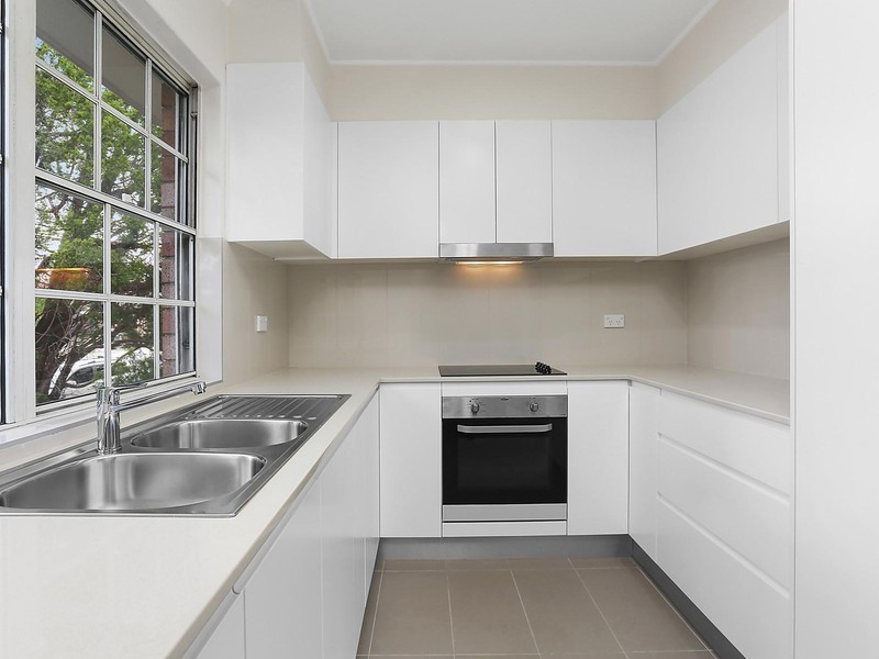 2/75A Crane Road, Castle Hill NSW 2154