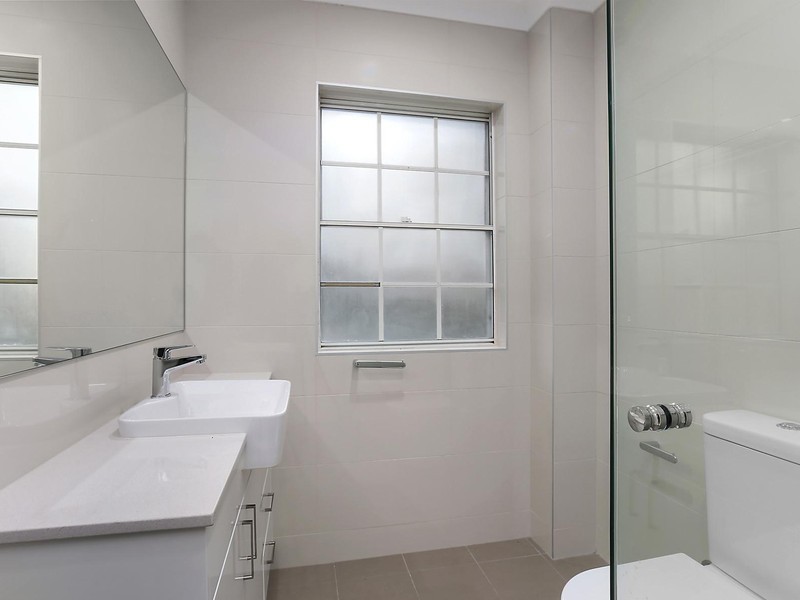 2/75A Crane Road, Castle Hill NSW 2154