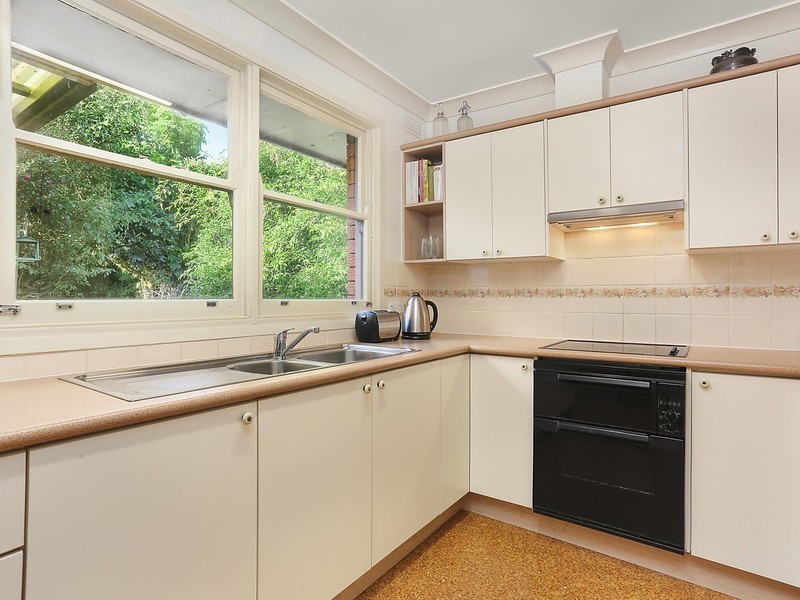 19 Dan Crescent, Castle Hill NSW 2154