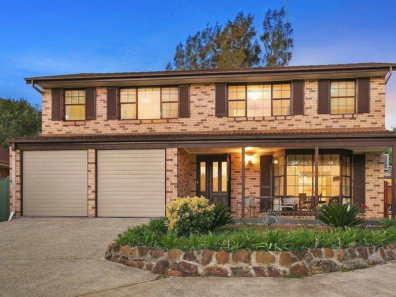 16 Knightsbridge Place, Castle Hill NSW 2154