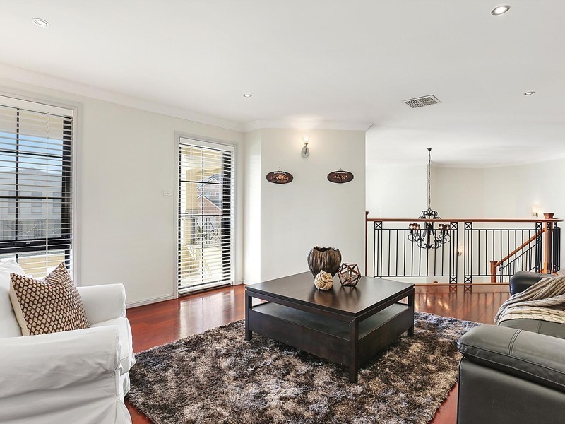 52 Bordeaux Crescent, Castle Hill NSW 2154