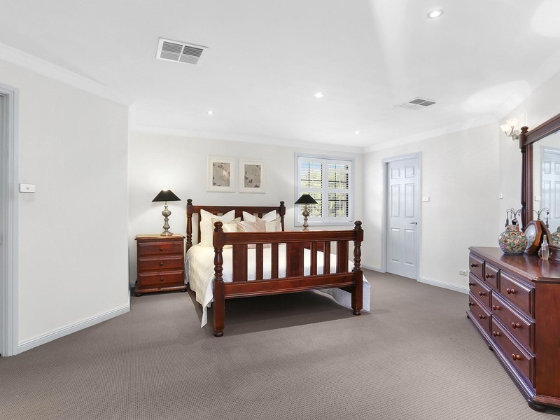 52 Bordeaux Crescent, Castle Hill NSW 2154