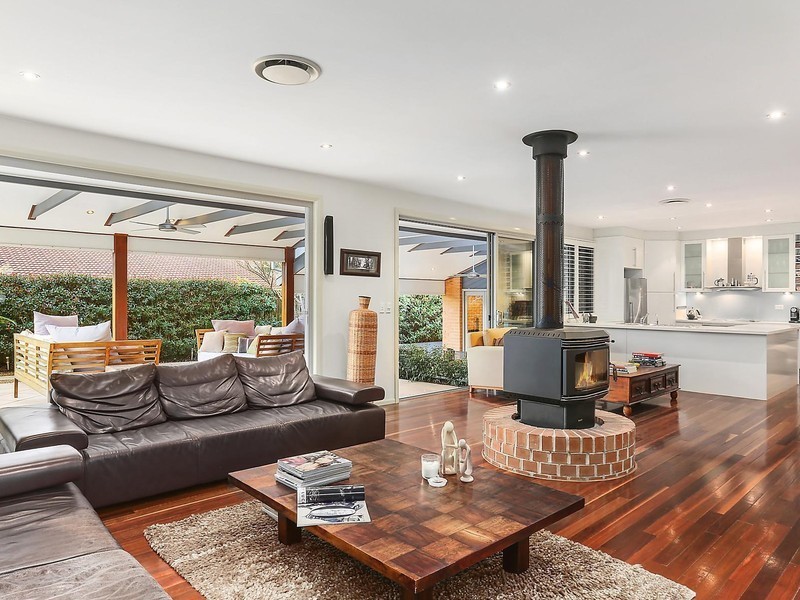 8 Candlebush Crescent, Castle Hill NSW 2154