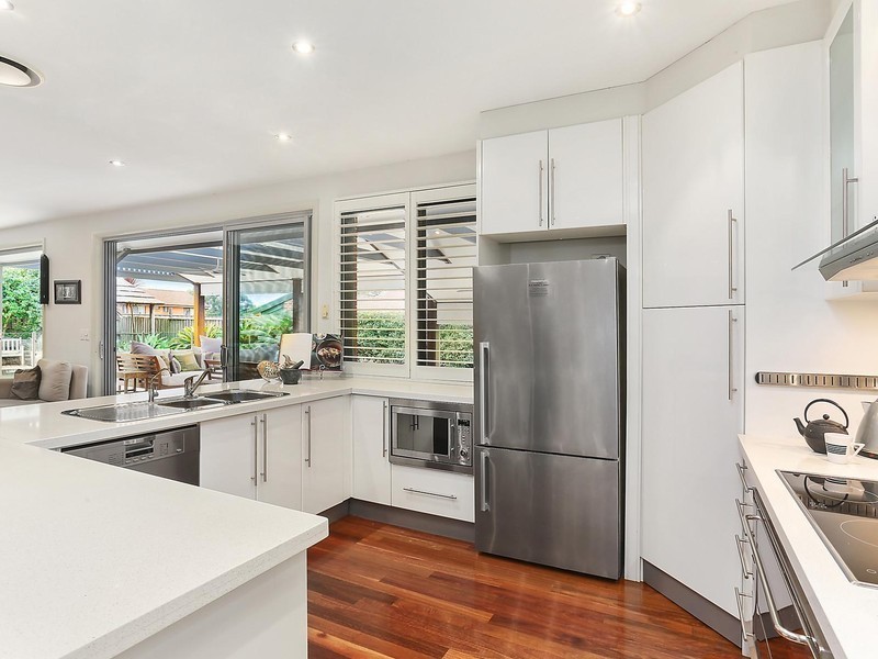 8 Candlebush Crescent, Castle Hill NSW 2154