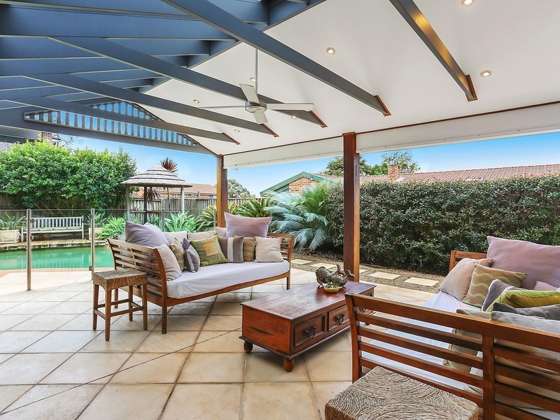 8 Candlebush Crescent, Castle Hill NSW 2154