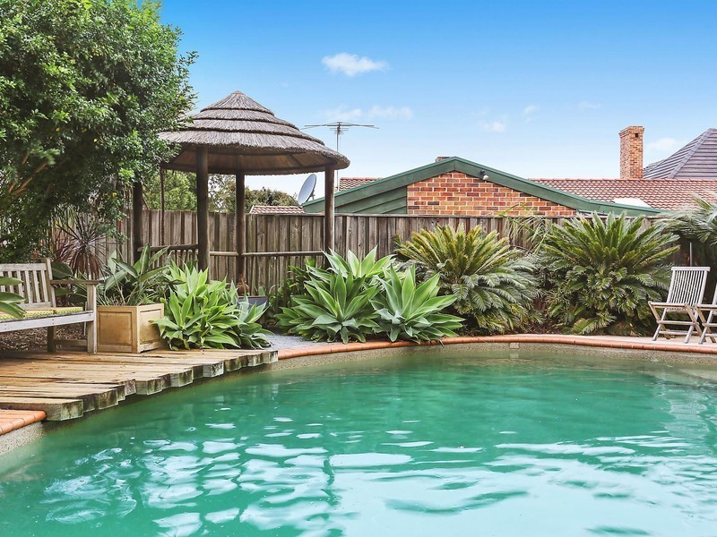 8 Candlebush Crescent, Castle Hill NSW 2154