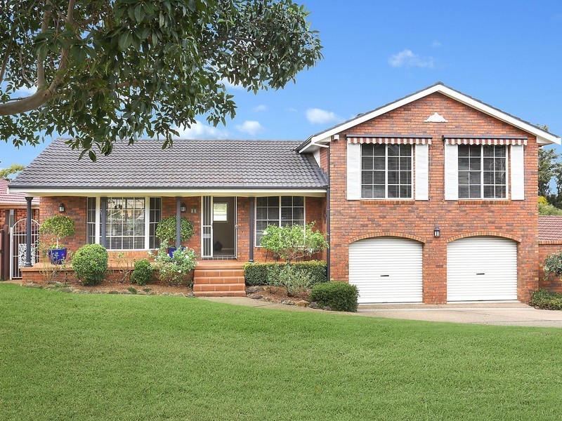 49 Crestwood Drive, Baulkham Hills NSW 2153