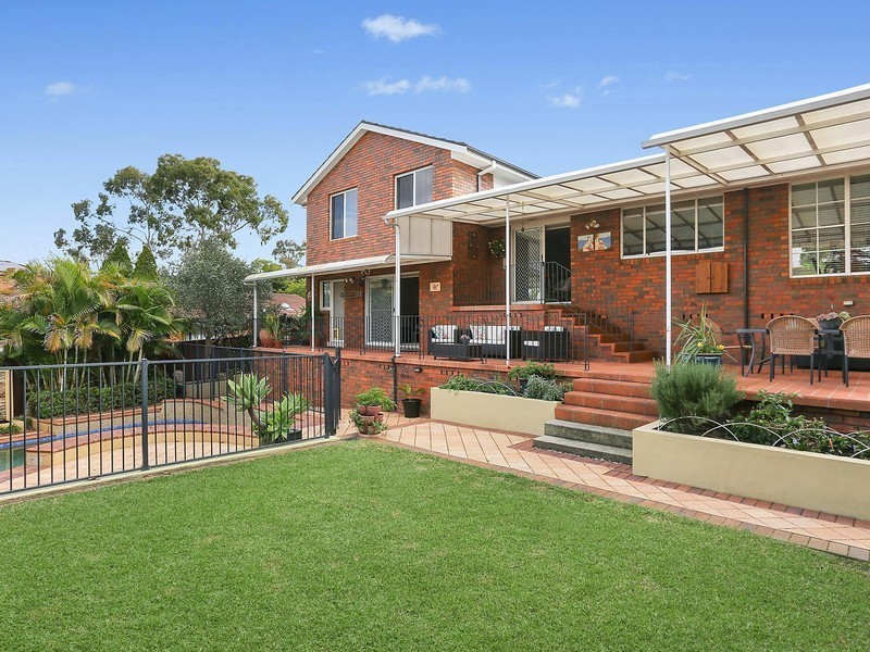 49 Crestwood Drive, Baulkham Hills NSW 2153