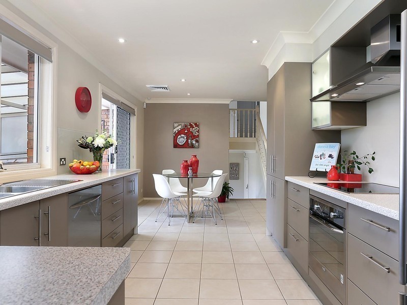 49 Crestwood Drive, Baulkham Hills NSW 2153