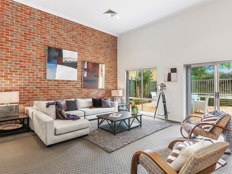 5 Ridgetop Place, Dural NSW 2158