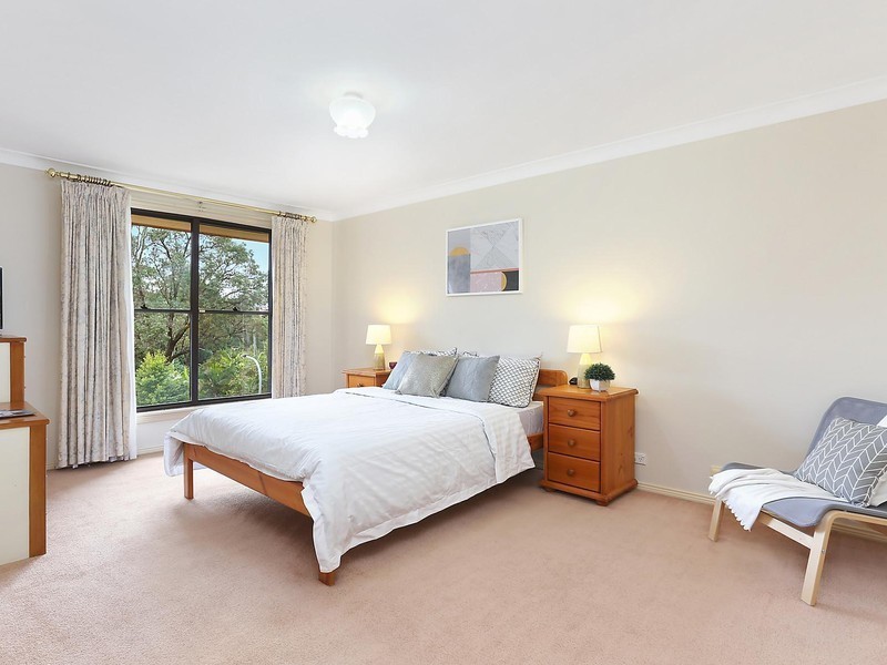 39 Castlewood Drive, Castle Hill NSW 2154