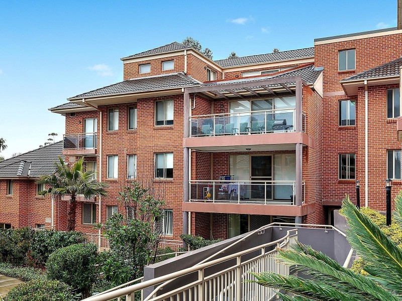 9/1 Rosa Crescent, Castle Hill NSW 2154
