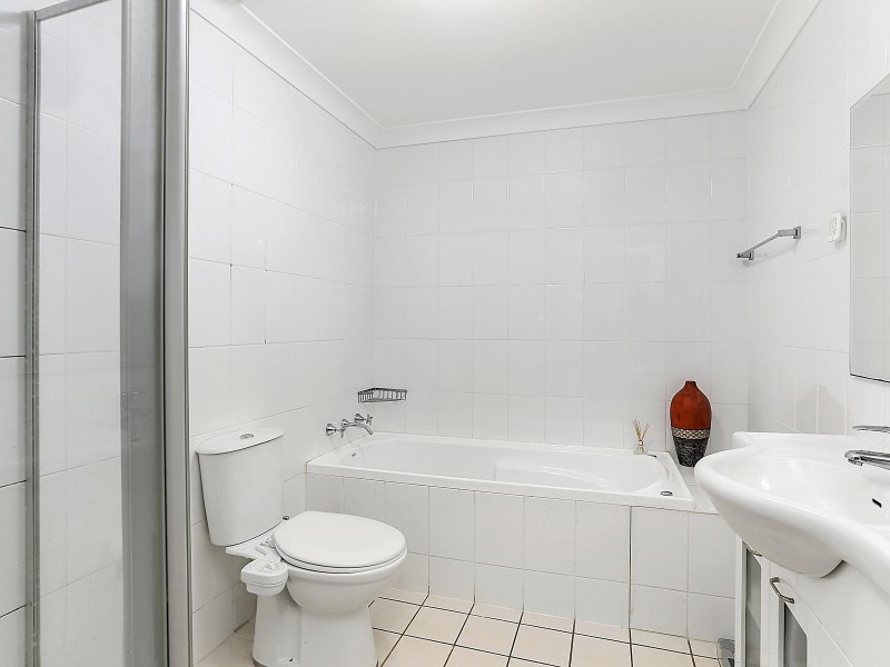 9/1 Rosa Crescent, Castle Hill NSW 2154