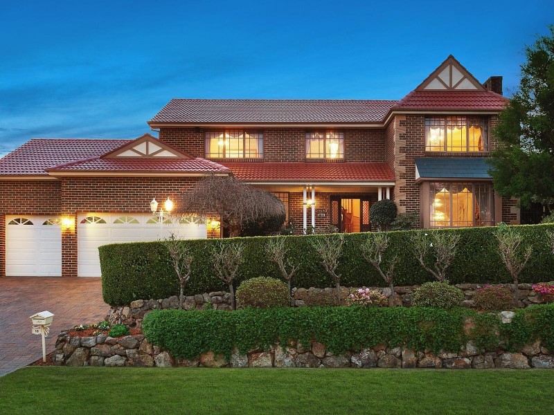 10 Yerong Place, Castle Hill NSW 2154