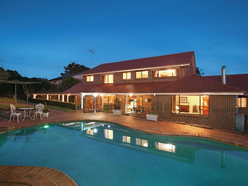 10 Yerong Place, Castle Hill NSW 2154