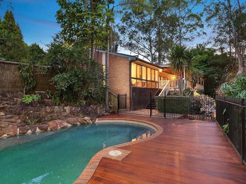 10 Yaringa Road, Castle Hill NSW 2154