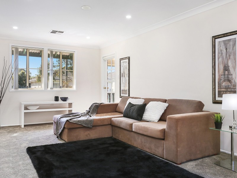 1 Honeymyrtle Road, Kellyville NSW 2155