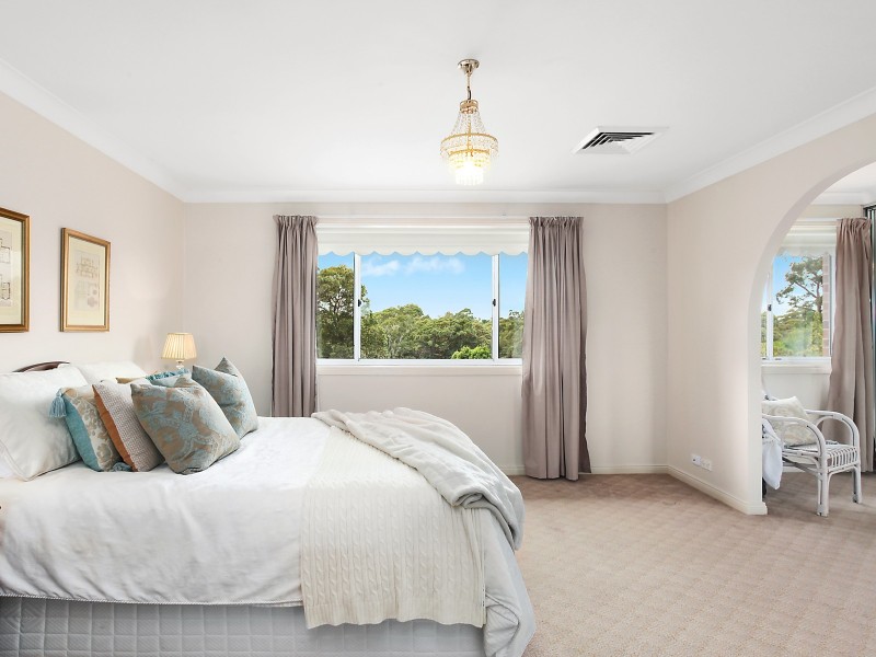 43 Castlewood Drive, Castle Hill NSW 2154