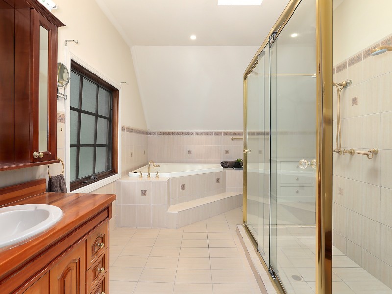 24 Gooraway Drive, Castle Hill NSW 2154