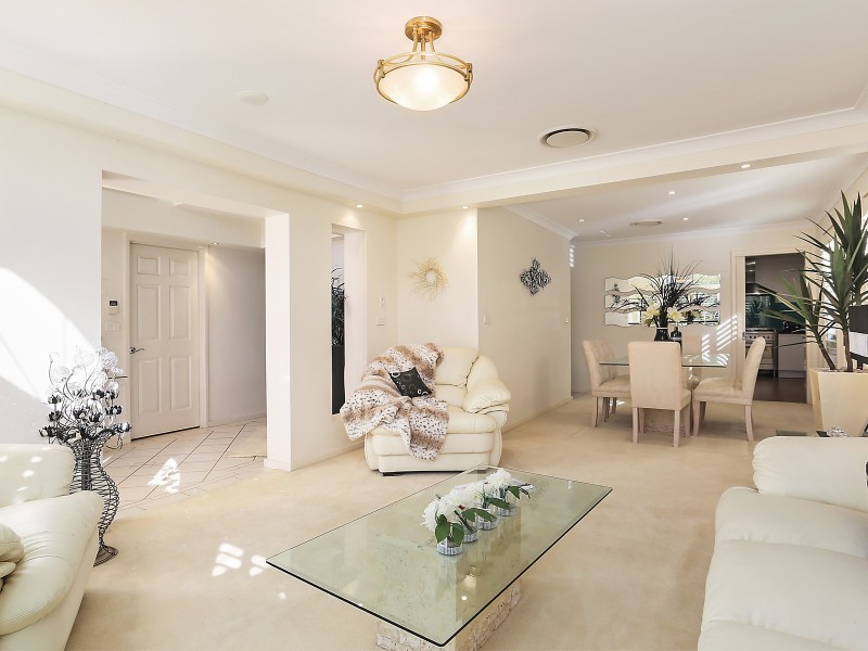 38 Bordeaux Crescent, Castle Hill NSW 2154