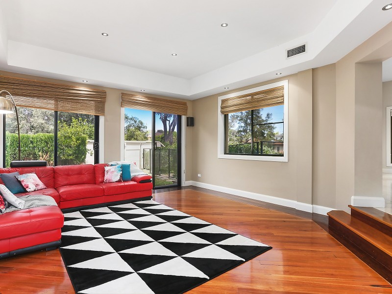 94 James Mileham Drive, Kellyville NSW 2155