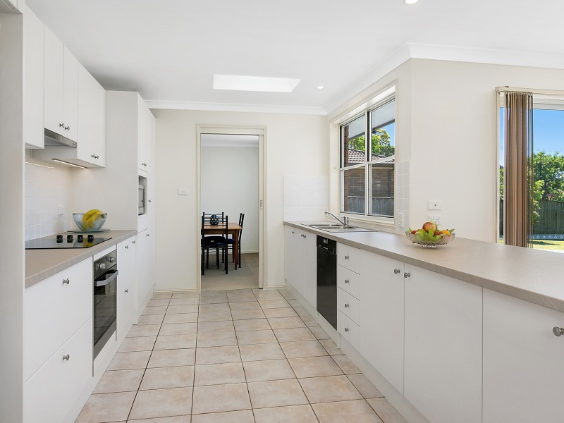 38 Lisa Crescent, Castle Hill NSW 2154