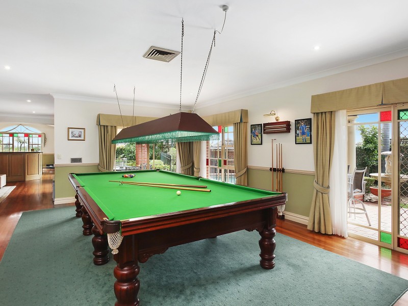 17 Balintore Drive, Castle Hill NSW 2154