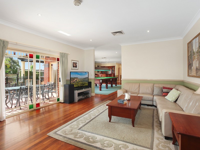 17 Balintore Drive, Castle Hill NSW 2154