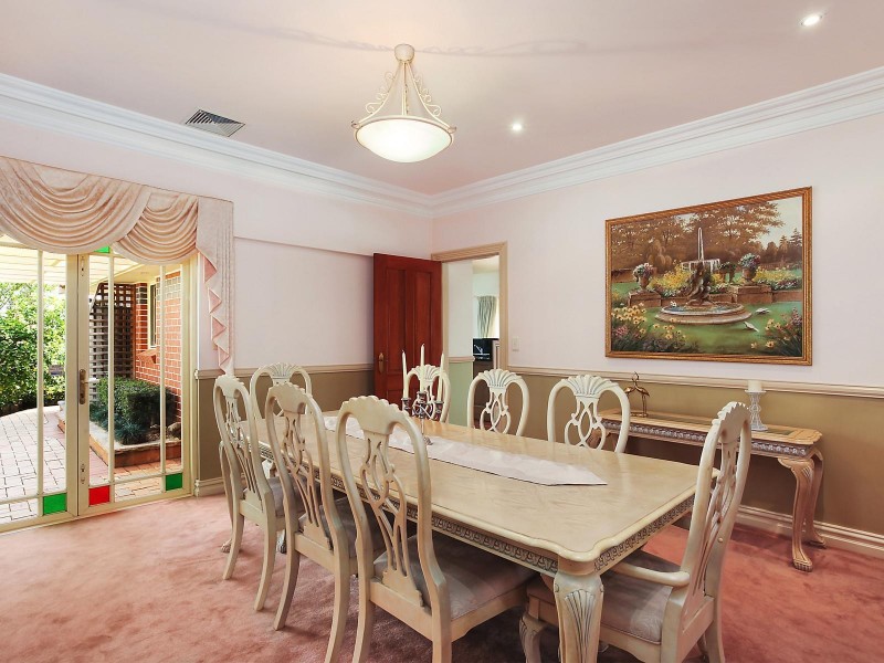 17 Balintore Drive, Castle Hill NSW 2154