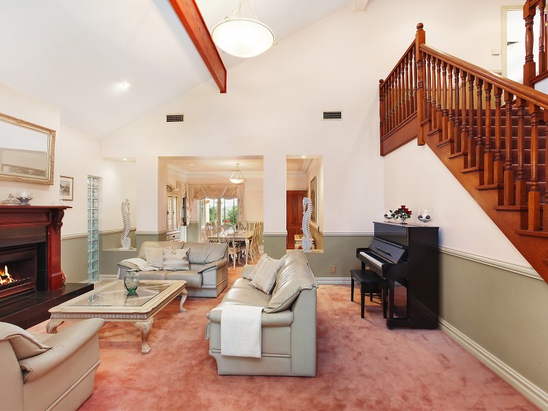 17 Balintore Drive, Castle Hill NSW 2154