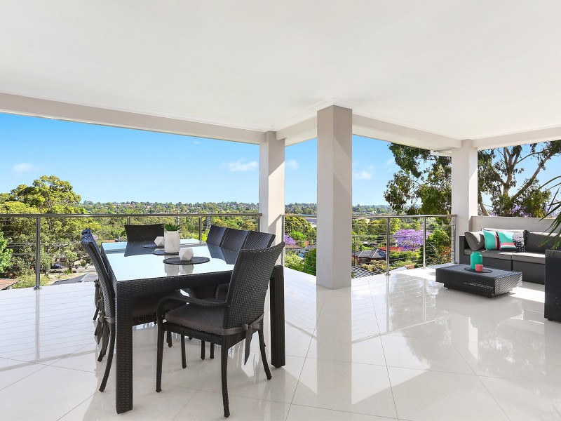 11 Mangalore Drive, Winston Hills NSW 2153