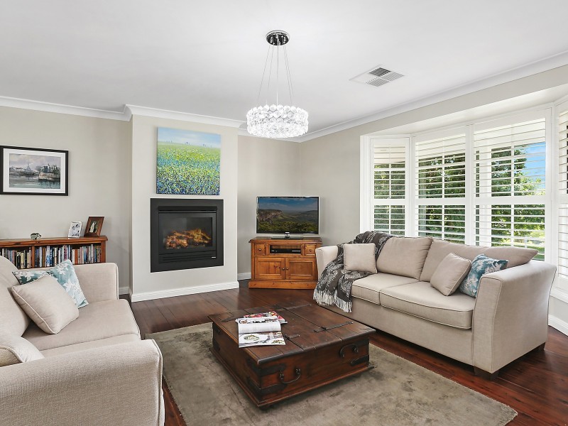 24 Candlebush Crescent, Castle Hill NSW 2154