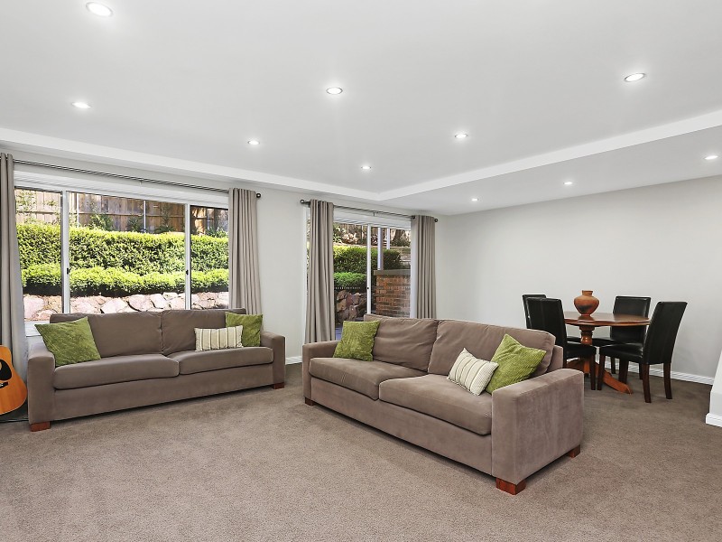 24 Candlebush Crescent, Castle Hill NSW 2154