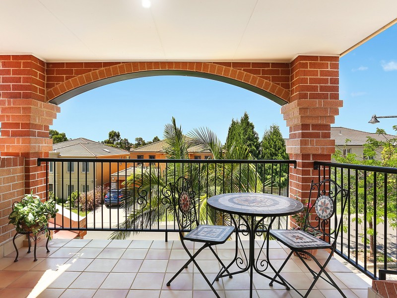 8 Amisfield Street, Stanhope Gardens NSW 2768