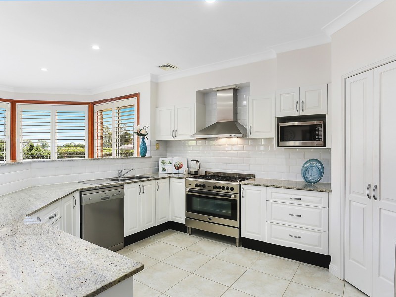 76 Chepstow Drive, Castle Hill NSW 2154