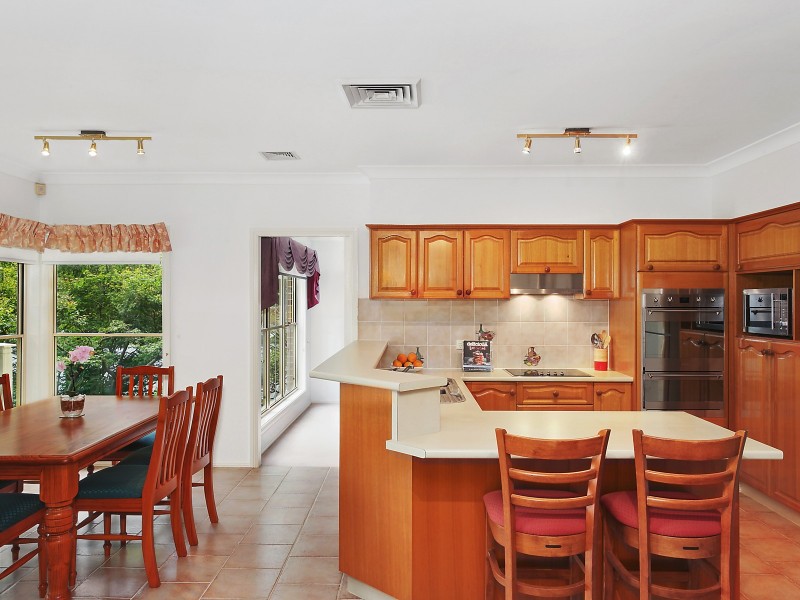 48 Penderlea Drive, West Pennant Hills NSW 2125