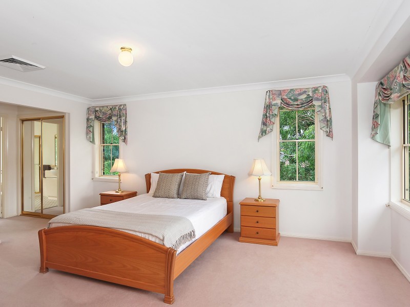 48 Penderlea Drive, West Pennant Hills NSW 2125