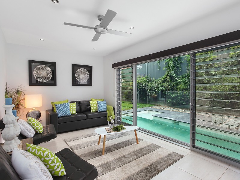 28 Woodstream Crescent, Kellyville NSW 2155