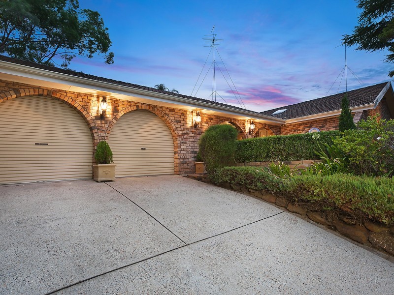 5 Clarke Place, Castle Hill NSW 2154