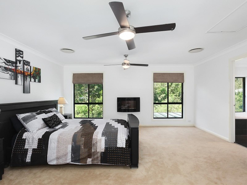 9 Honeysuckle Place, Kellyville NSW 2155