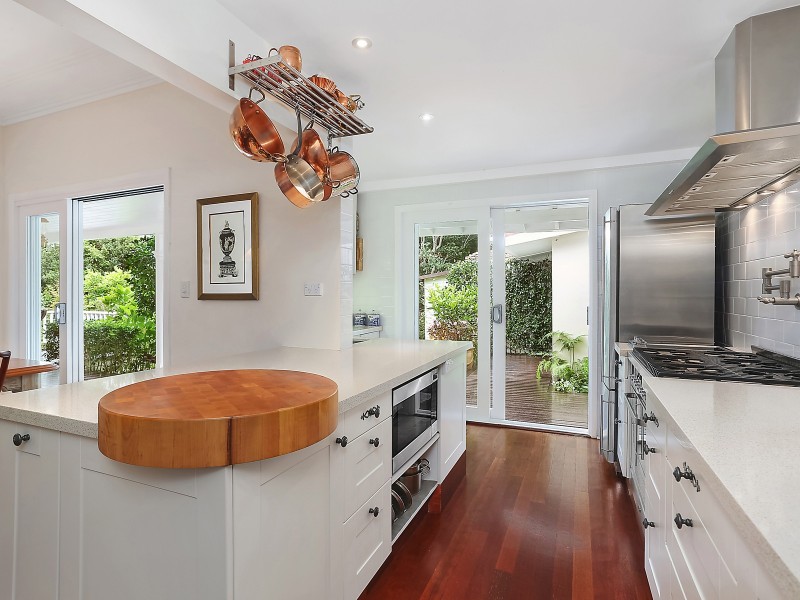 9 Raymond Avenue, Warrawee NSW 2074