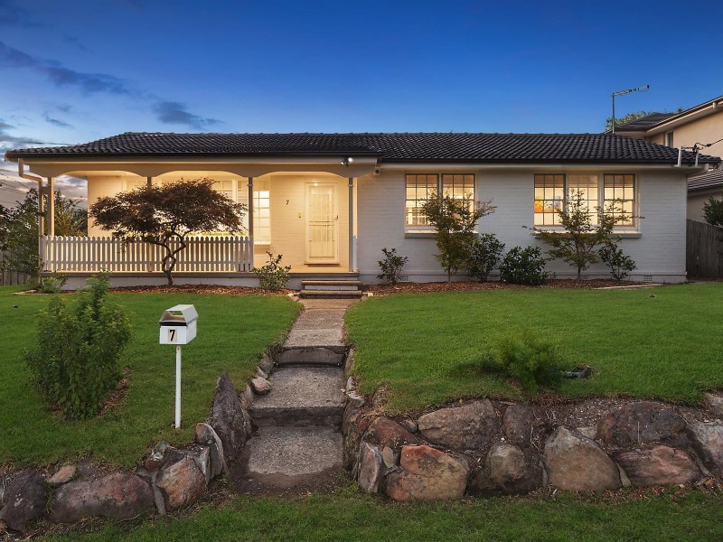 7 Carcoola Street, Castle Hill NSW 2154