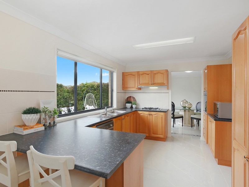 11 Northwood Place, Castle Hill NSW 2154