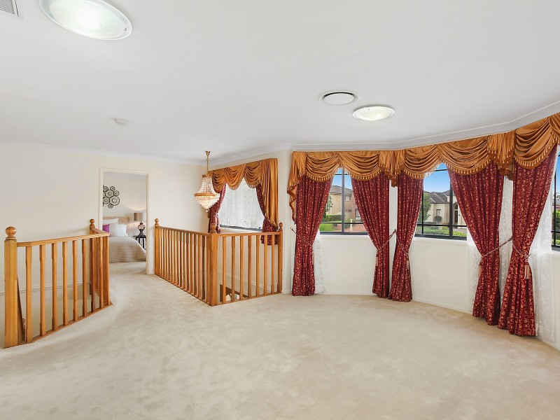 11 Northwood Place, Castle Hill NSW 2154